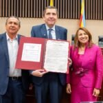 Congreso de la República exaltó la labor de Leonardo Donoso, alcalde de Chía